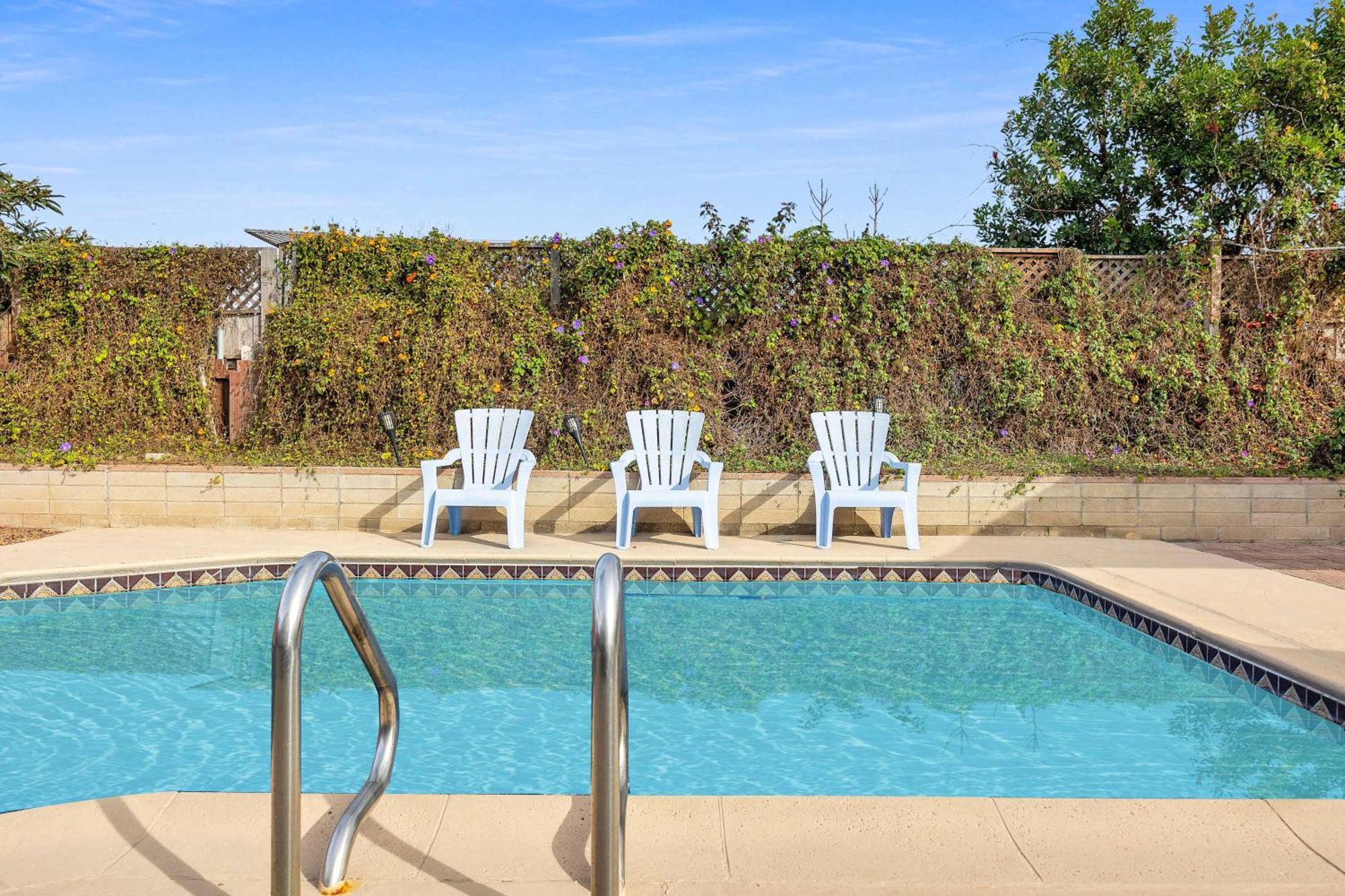 Backyard Oasis With Pool And 15 Min To Everything *