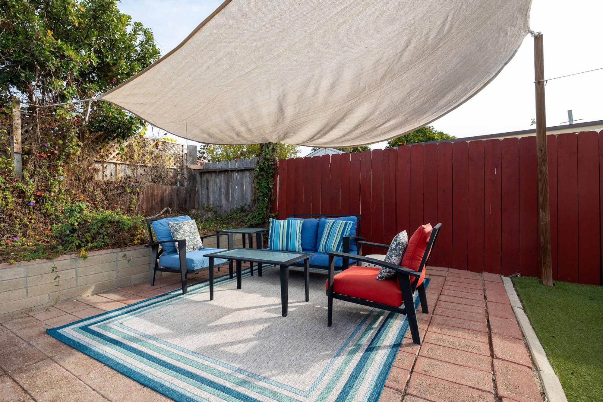 Backyard Oasis With Pool And 15 Min To Everything *